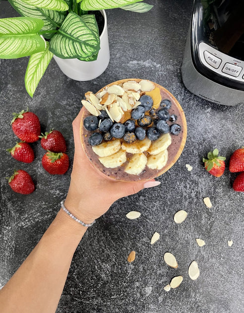 Homemade Almond Milk Berry Breakfast Smoothie
&ndash; Kalorik