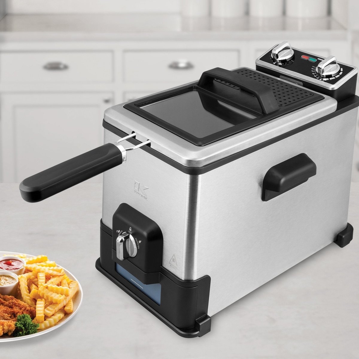 No More Hassle of Handling Hot Oi l Kalorik® 4.2 Quart XL Deep Fryer